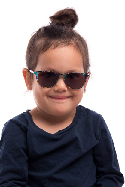 Girl Wearing Elsa Kids Sunglasses (Brown)